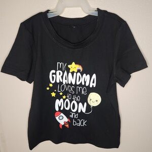 Toddlers Grandma Loves me t-shirt